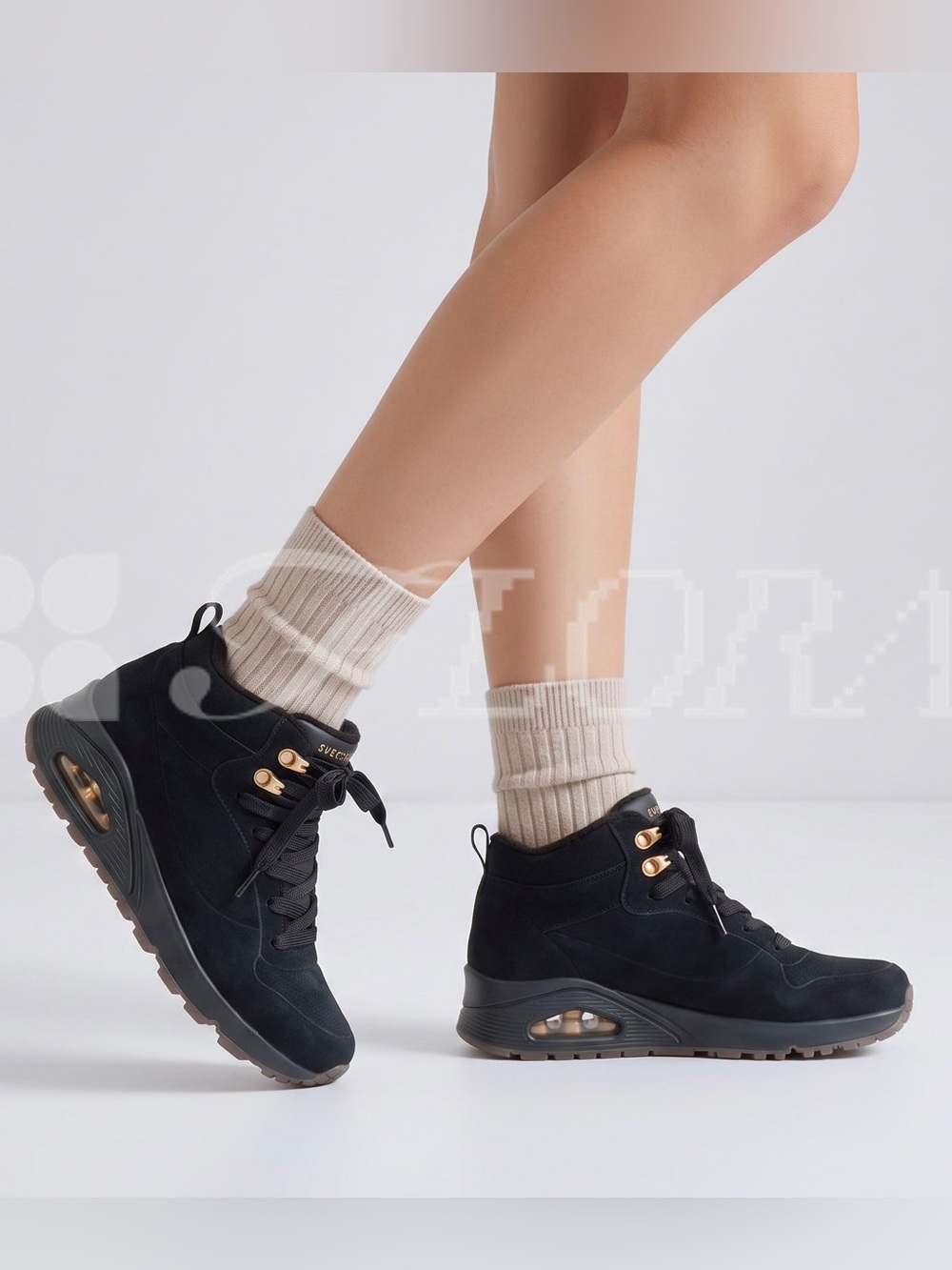 Skechers Black & Gold Suede Leather Air Cooled 7.5M NWOT